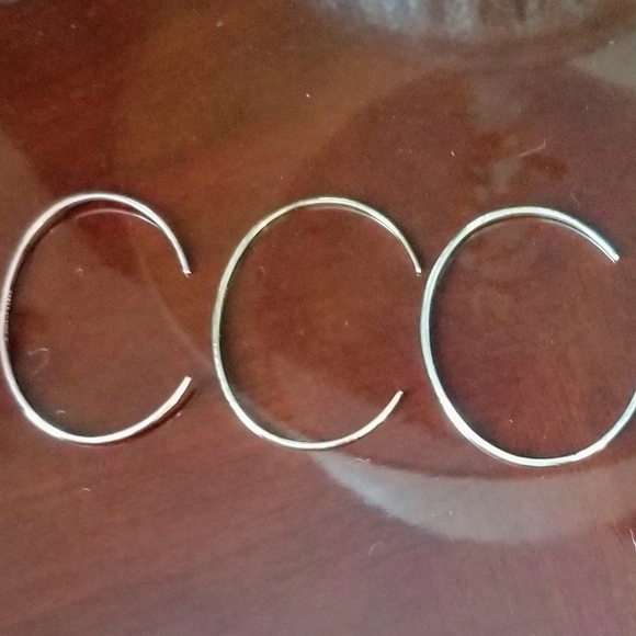 Stella & Dot Essential Hammered Cuff Set - Picture 4 of 5